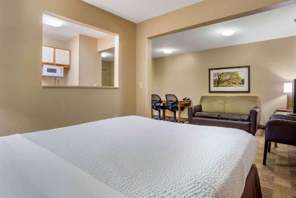 Suburban Studios Montgomery East I-85 image 14