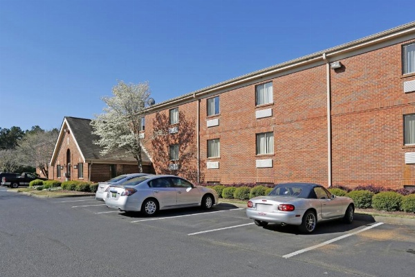 Suburban Studios Montgomery East I-85 image 32